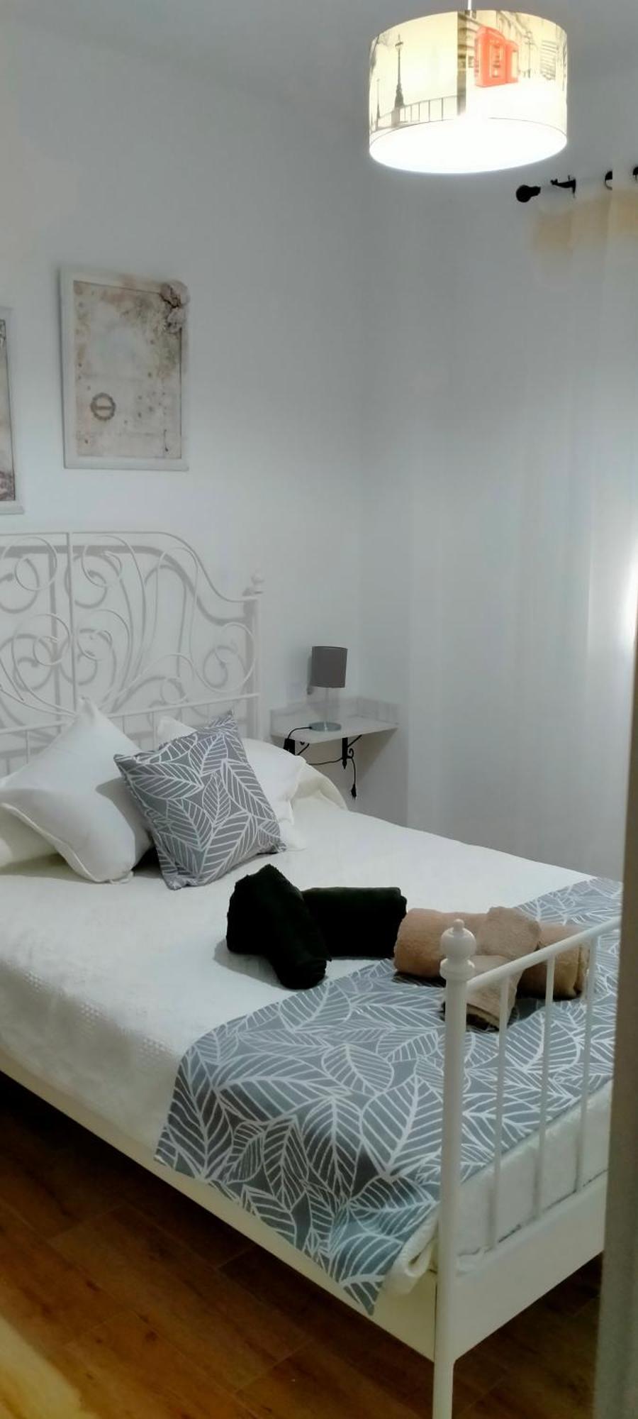 En Zona Residencial Apartment *